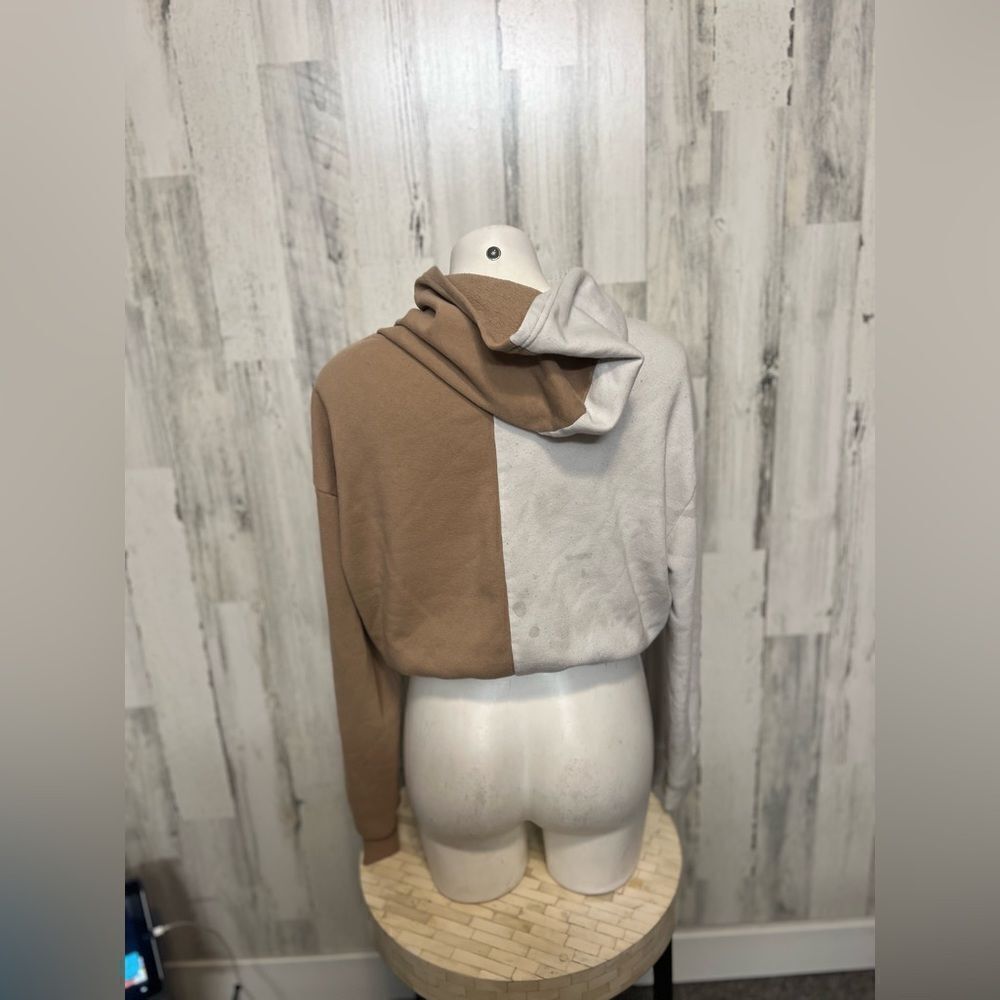 Sweater   - Picture 3 of 6
